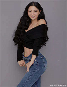 杨思敏金梅瓶1一5集手机演员表-男女打扑克摇床