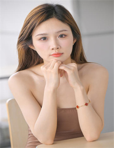 女性瘾者: